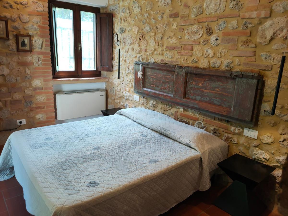 Agriturismo Casanova Di Pescille San Gimignano Exterior foto