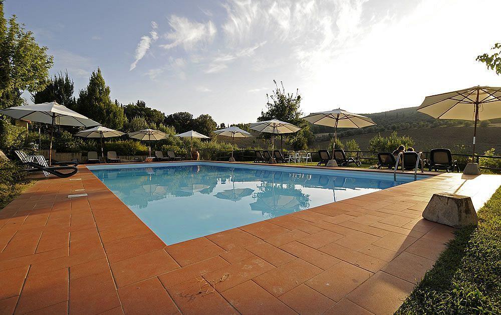 Agriturismo Casanova Di Pescille San Gimignano Exterior foto